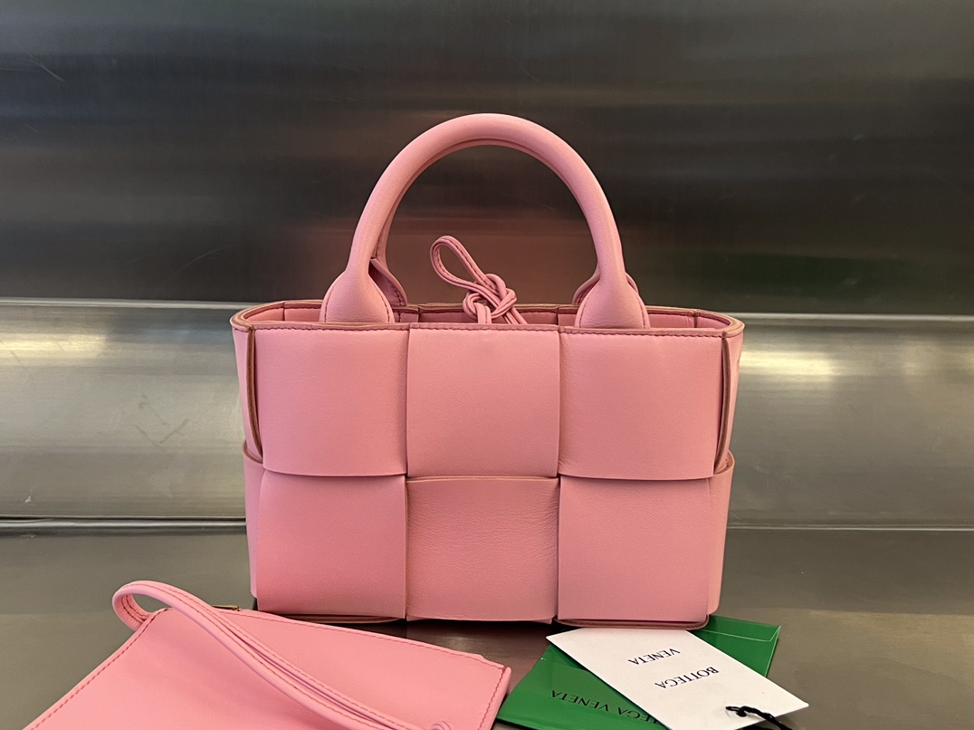 Micro Candy Arco Intreccio Leather Tote Bag Pink